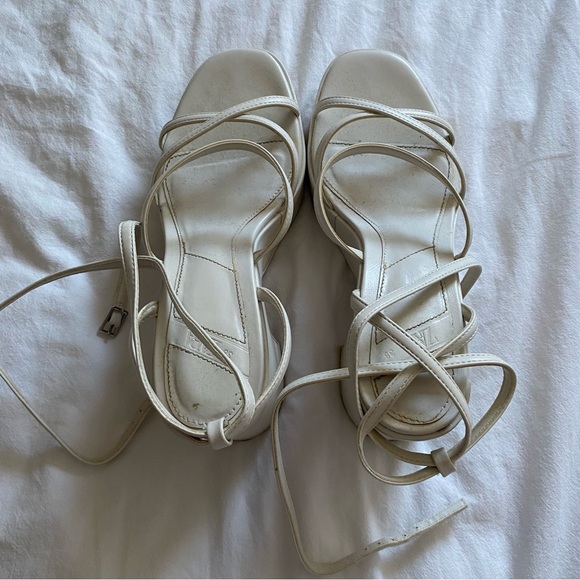 Zara Strappy Chunky Heels - Picture 5 of 5